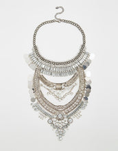 Load image into Gallery viewer, Veptum ring earrings