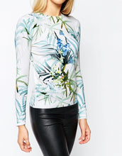 Load image into Gallery viewer, Tong cross neck dress